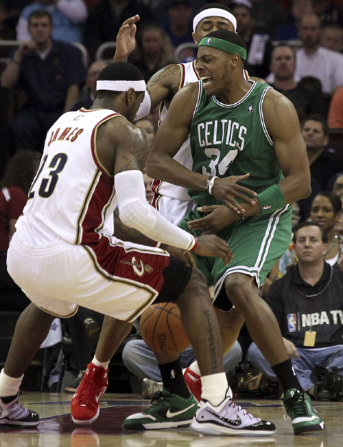 而胜负就落 而胜负就落